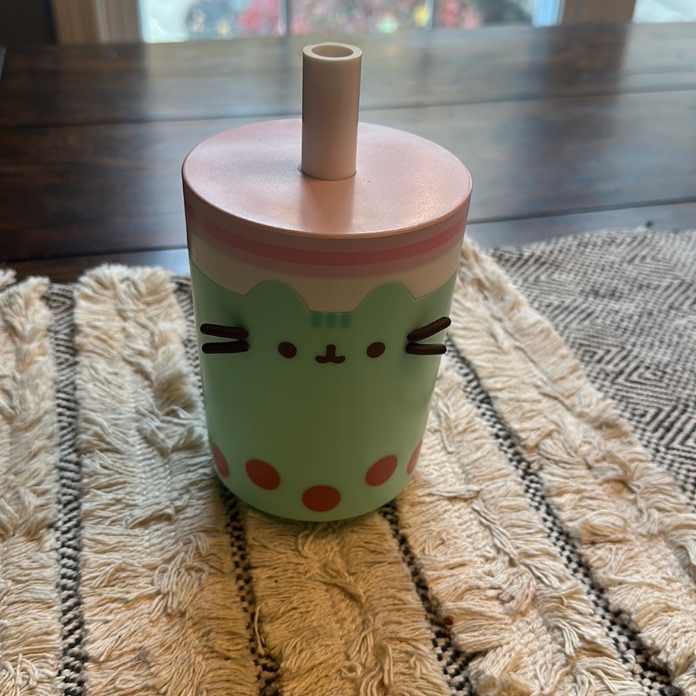 Pusheen